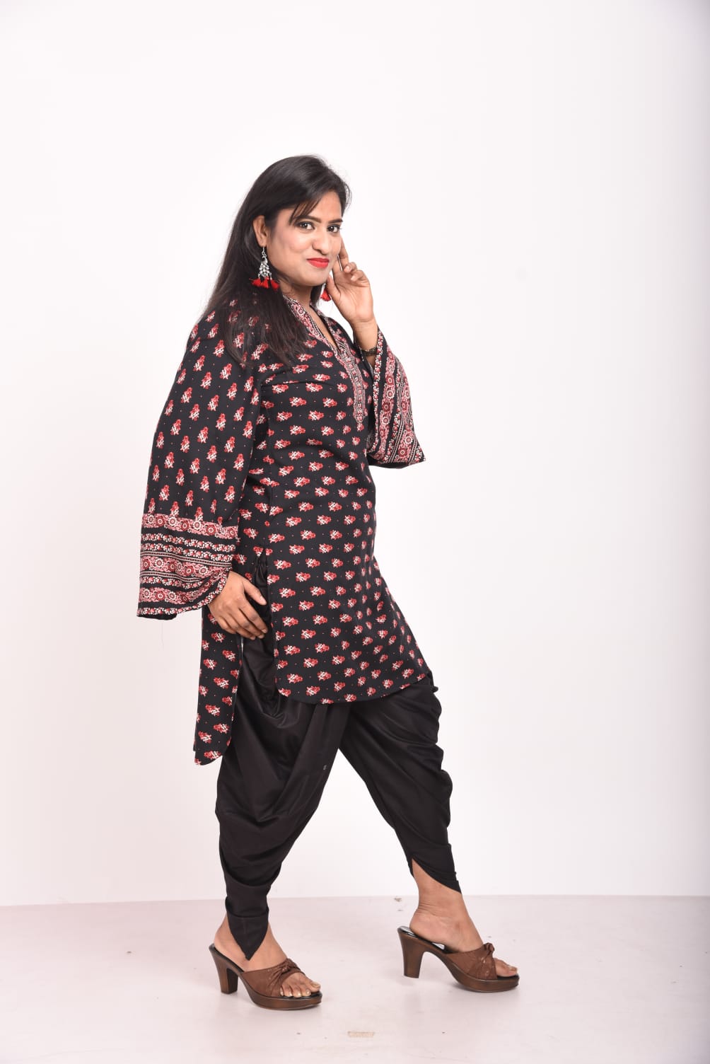 Black kurti
