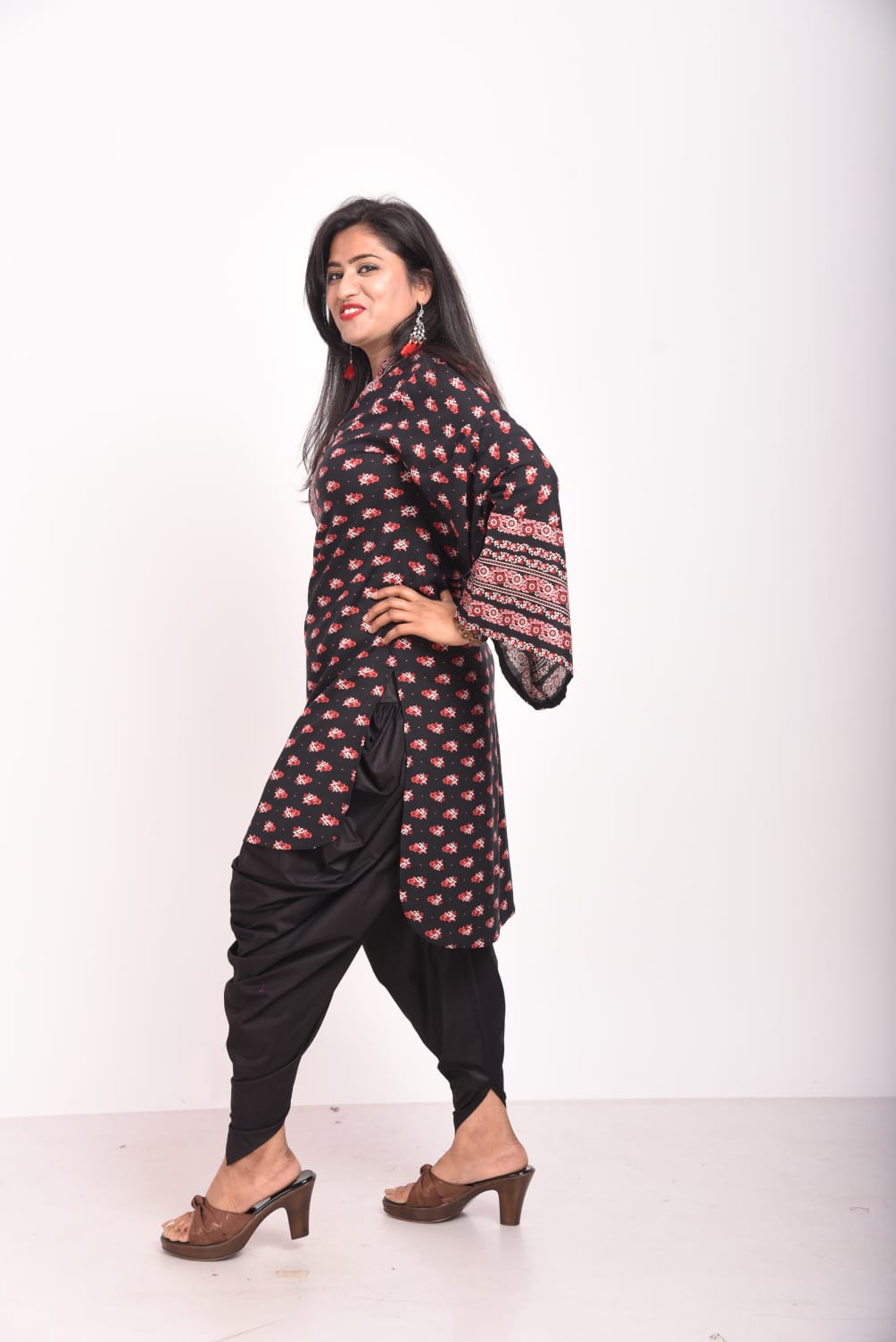Black kurti