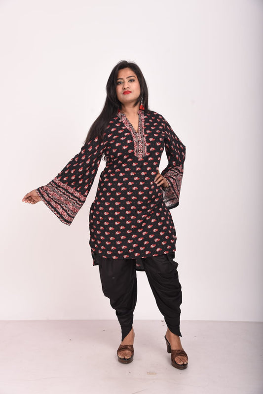 Black kurti